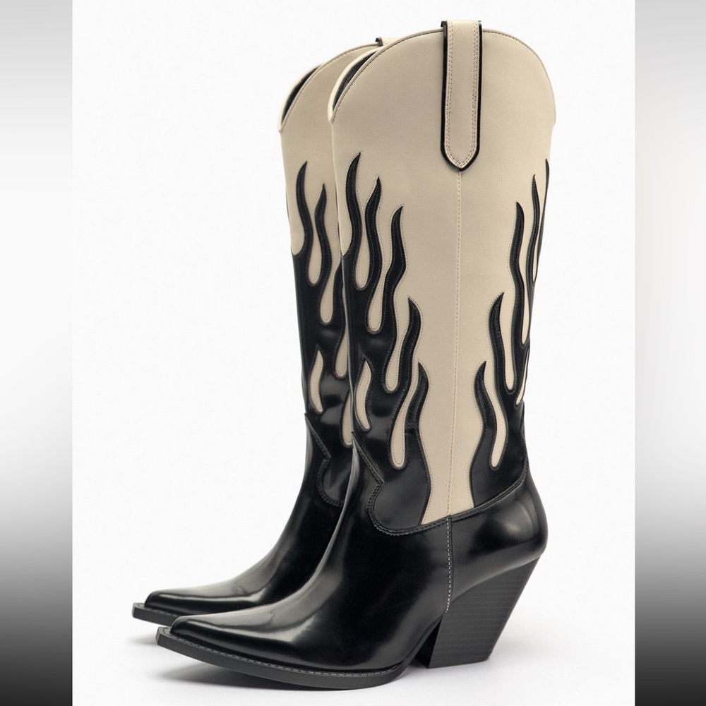 Cowboy boots - Zara - black and white